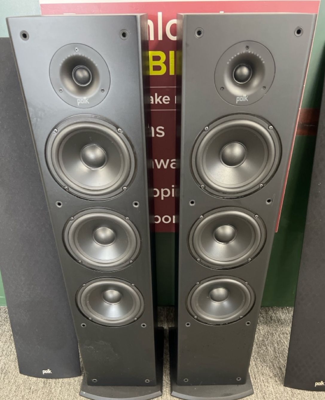 (2) Polk Audio (2025 Model) Tower Speakers 🔊