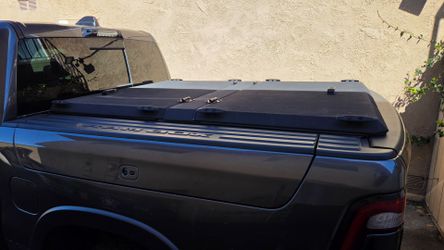 Hard Folding Tonneau Cover for Ram RamBox