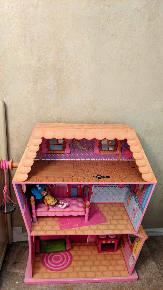 Large Lalaloopsy Sew Magical Doll house