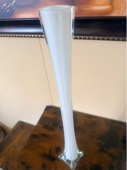 Glass vase for weddings