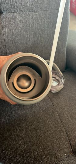 Labor  20 oz hydration bottle