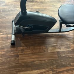 Exercising chair