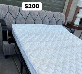 Sleeper Sofa with Pull-Out Mattress