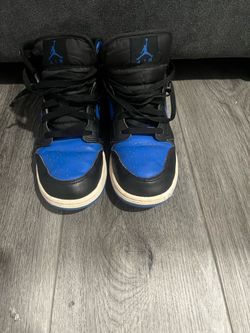 Jordan 1 shoes blue and black