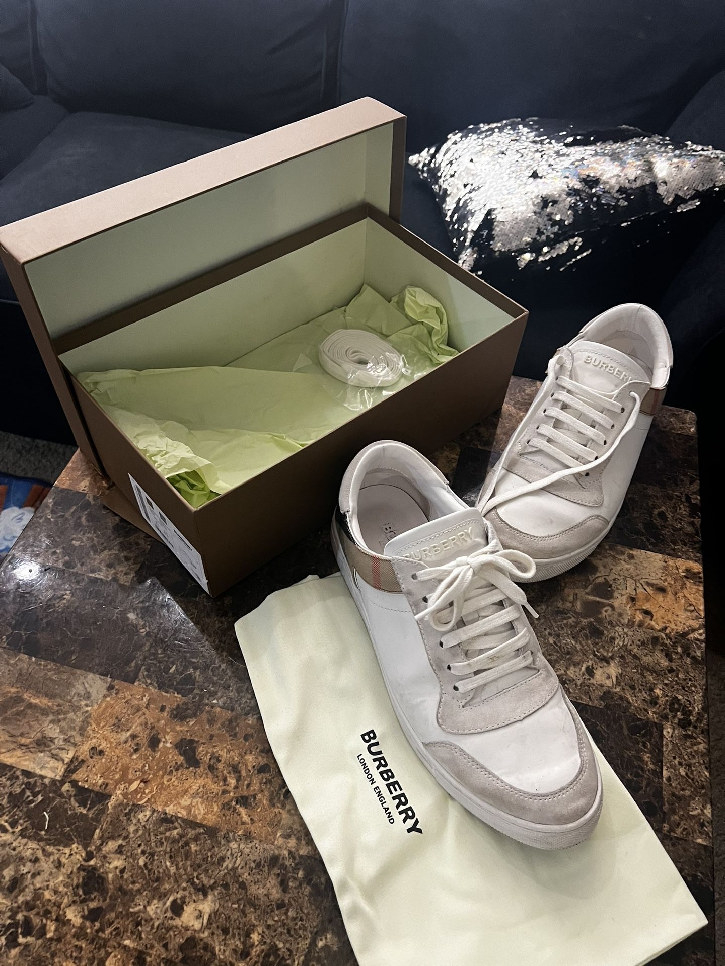 Burberry shoes