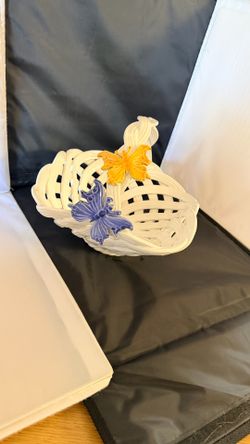 Glaze ceramic basket with butterflies on handle