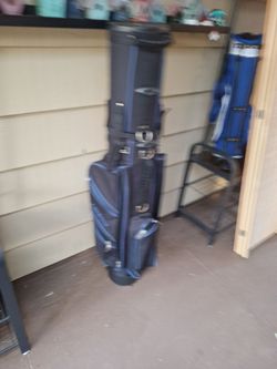 Self contained Caddy Daddy travel golf case