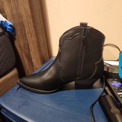 Kacey Black Booties 9.5