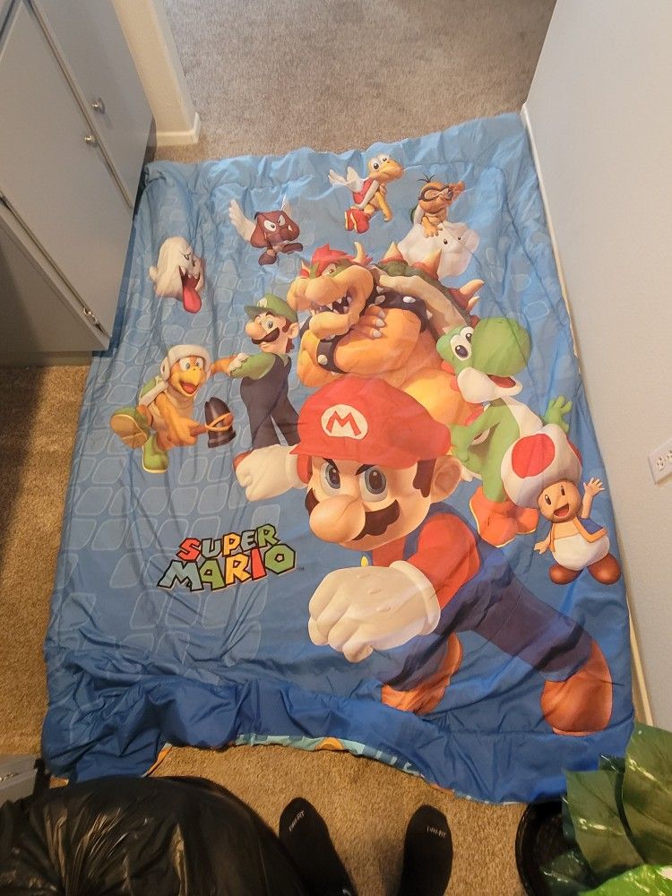 Super Mario Comforter