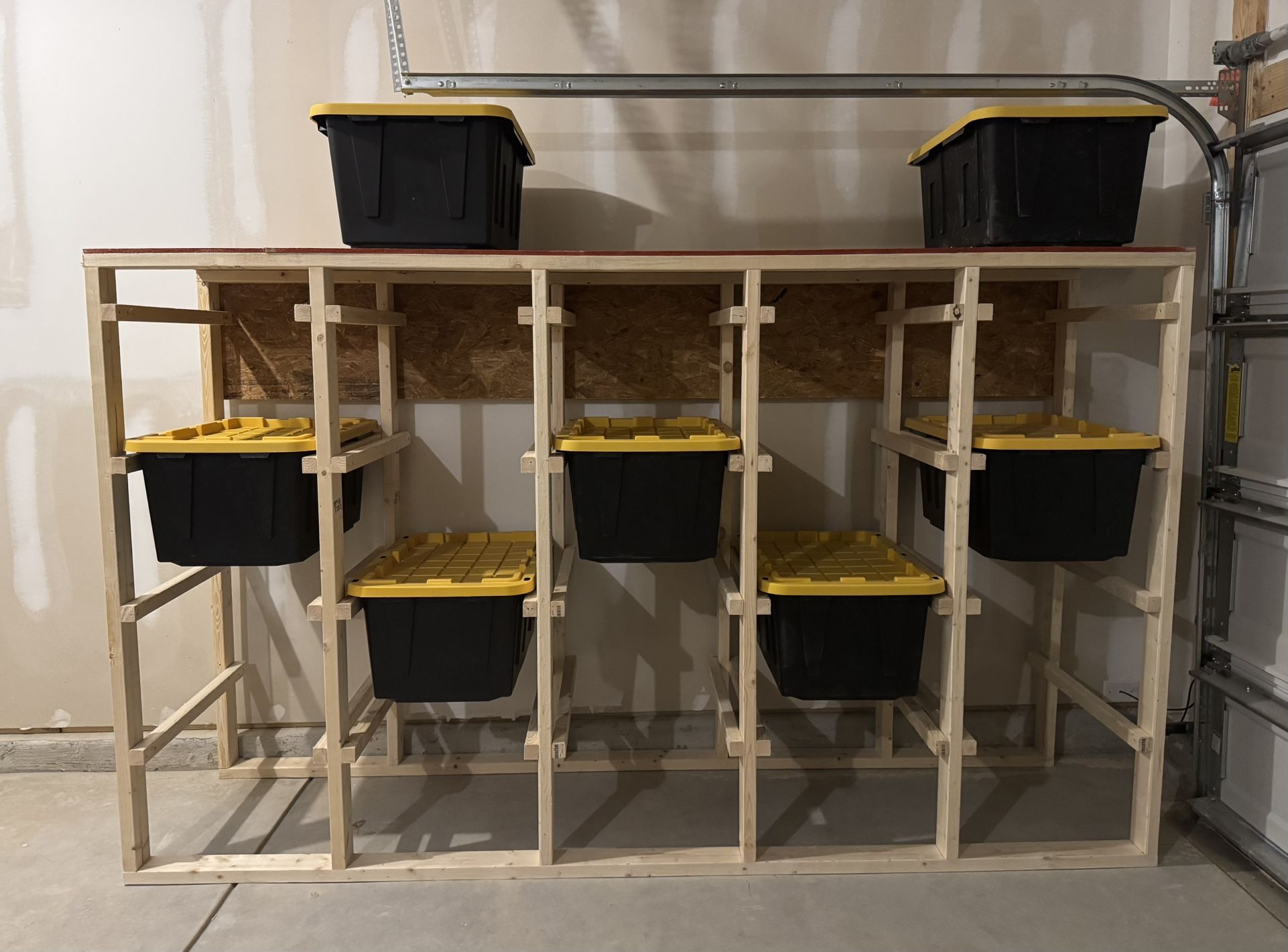 Storage shelf