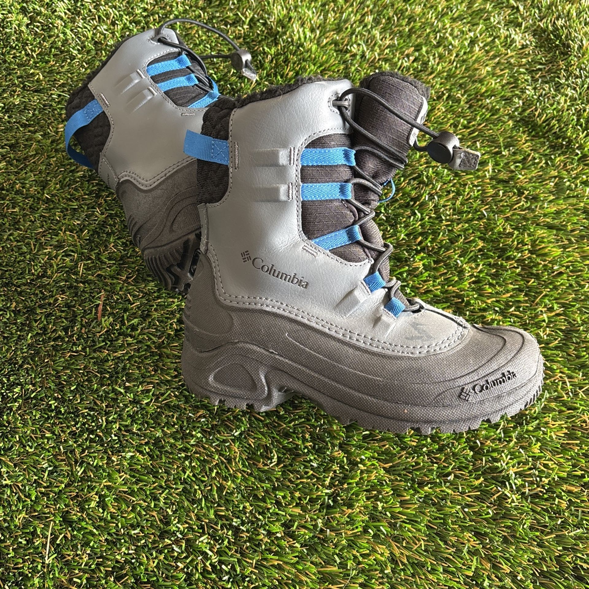 Kids Columbia Snow Boots Size 4