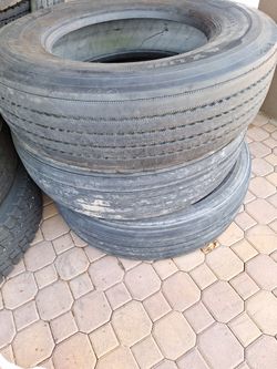 Semi Low Pros Tires 11 R22.5