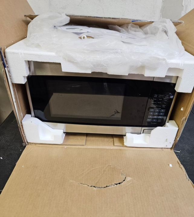 GE 1.1 Cu. Ft. Capacity Countertop Microwave Oven 