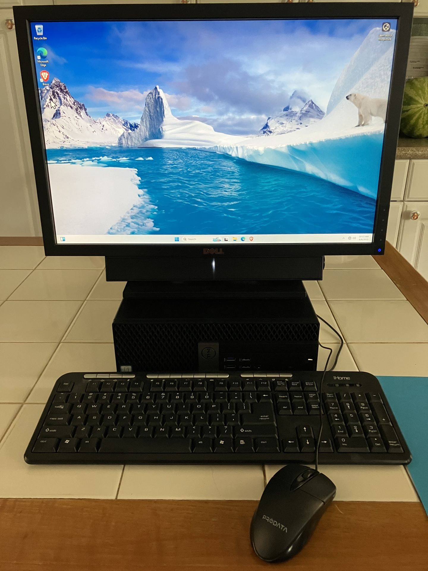 Dell Computer With 22” Monitor