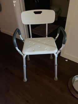 Shower chair for one in NEED