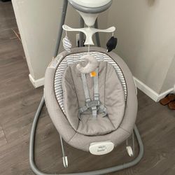 Graco Baby swing And Bouncer 