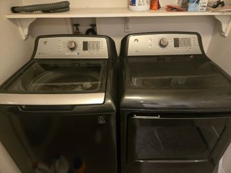 GE glass top washer and dryer set in diamond gray !4.5 cu ft.