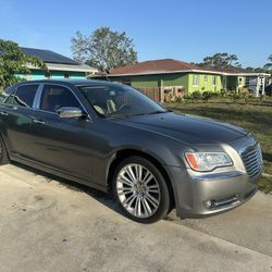 2011 Chrysler 300c