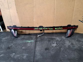2022-2023-2024-2025 HYUNDAI TUCSON CENTER TAIL LIGHT OEM USED #11903