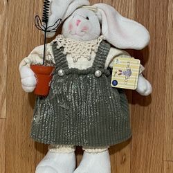 New Cottontale Bunny With Flower