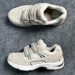 Vionic Shoes Womens 10 Cream Suede Strap Tabi Orthotic Insoles Walking Sneakers