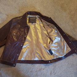 Woman Ladies Vintage Oakwood Leather Trucker