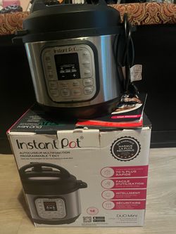 Instant Pot 7 in 1 pressure cooker
