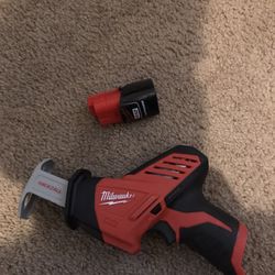 Milwaukee Hack Zall M12 Comes With Battery And Diablo Blade