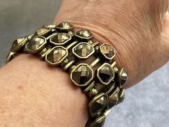 1990s Vtg. Triple Row Stretch Bracelet Gold Tone Brown Beads Costume Jewelry