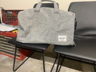Herschel Supply Co. Novel Duffle bag in Raven Crosshatch grey