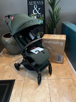 Brand New Mamazing Air Green Travel Stroller