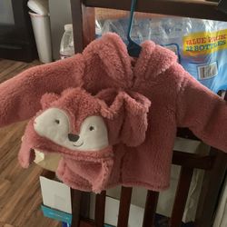 Baby Sweeter  With Hay And Gloves