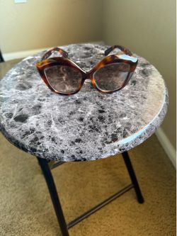 Gucci Cateye Sunglasses