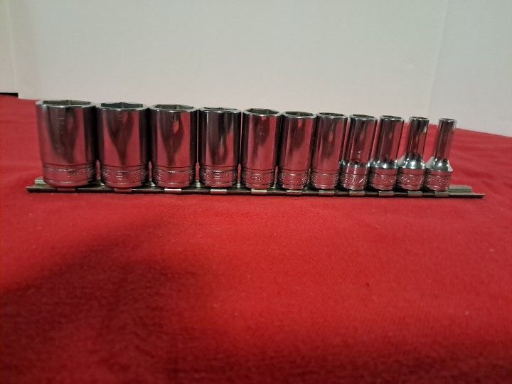 Snap-On 211FSSY 11pc 6pt Semi Deep SAE socket Set