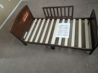 Wood Toddler Bed