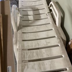 3 White Resin Lounge Chairs