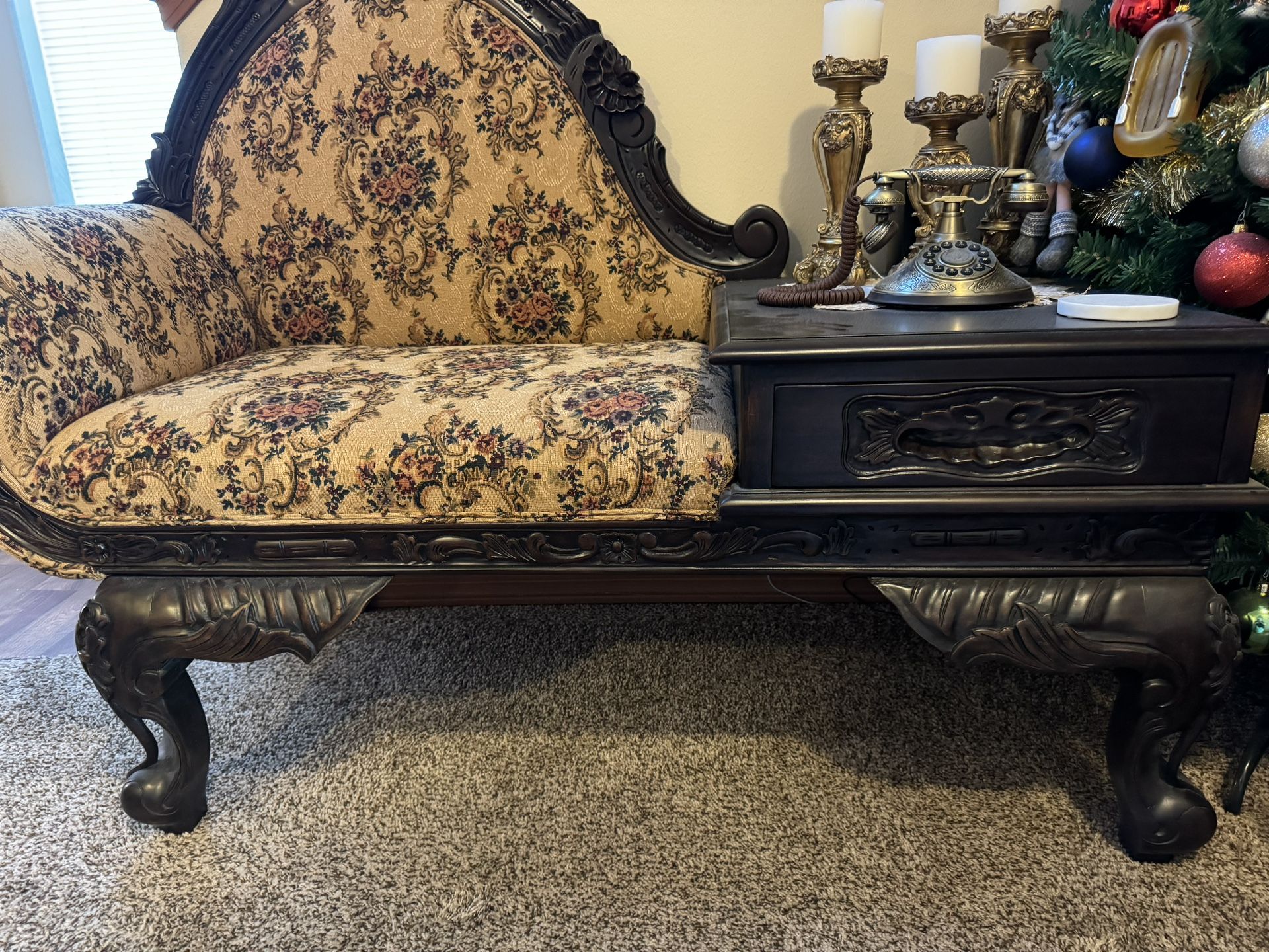 Traditional Entrance Bench