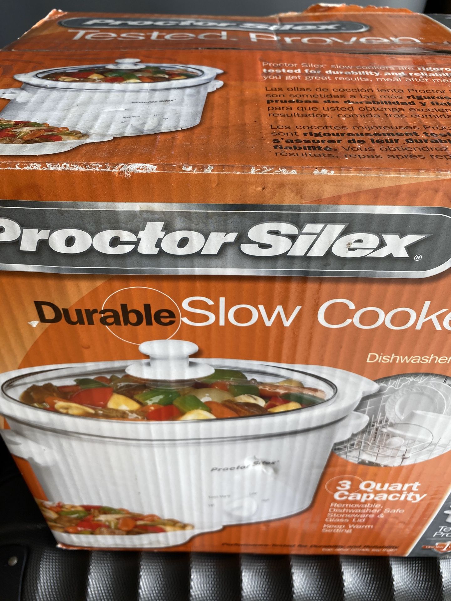 Slow cooker
