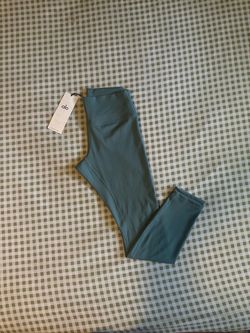 Olive green Alo leggings