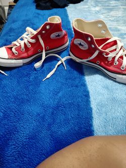 Big kid converse size 5