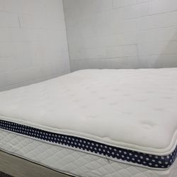King WinkBeds Luxury Firm Mattress - Like New