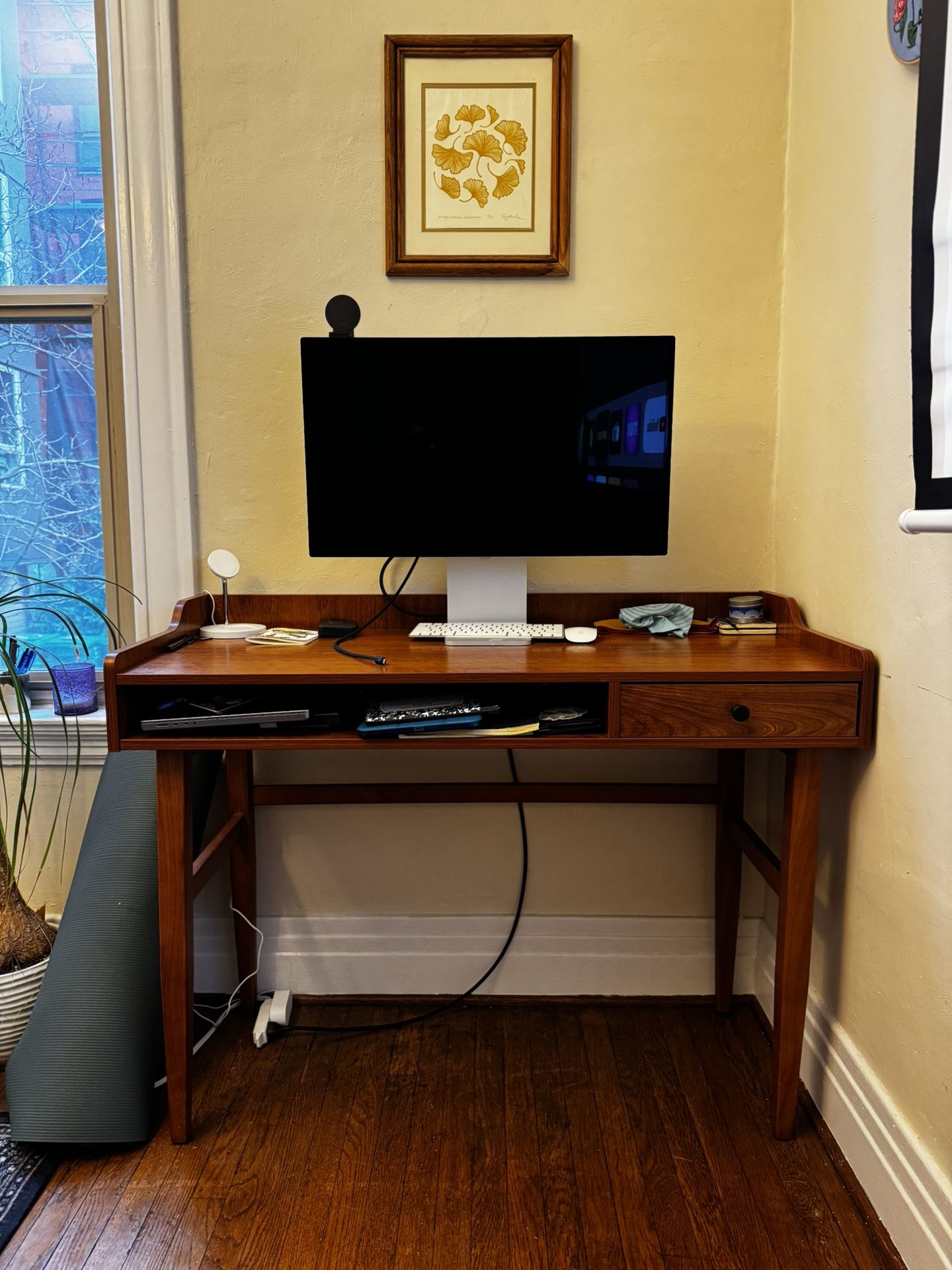 Small Computer Desk