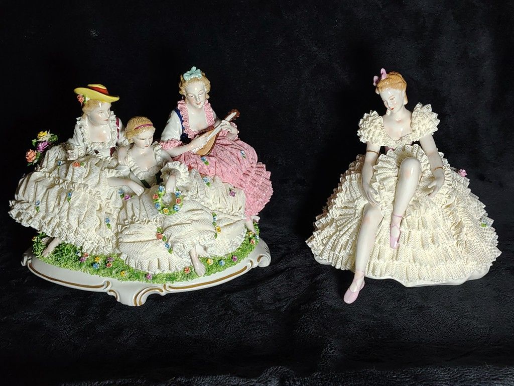 Pair of Rare Vtg Large East Germany Unterweissbach #9976 #3344B Porcelain Lace Figurines EUC Dresden