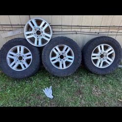 Ford rims with 3 tires