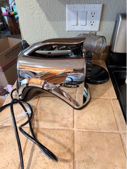 Omega juicer