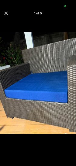 Outdoor Cushion For Patio Furniture, 28x28x4 Size