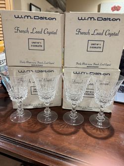 Set Of 8 Wine Crystal Glasses