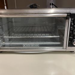 Countertop toaster oven