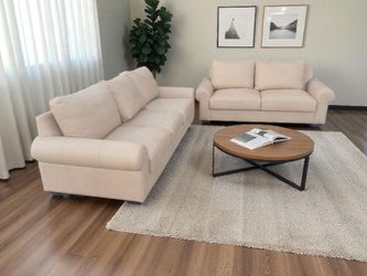 Beautiful Pottery Barn Leather Couch Set! Delivery Available!