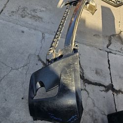 Toyota Highlander front bumper